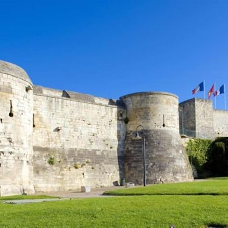 Appart 90M2 Lumineux, Centre, Vue Eglise Penchee Caen Kültér fotó