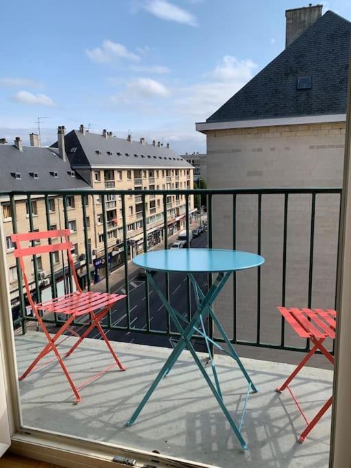Appart 90M2 Lumineux, Centre, Vue Eglise Penchee Caen Kültér fotó