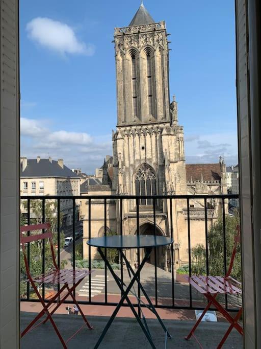Appart 90M2 Lumineux, Centre, Vue Eglise Penchee Caen Kültér fotó