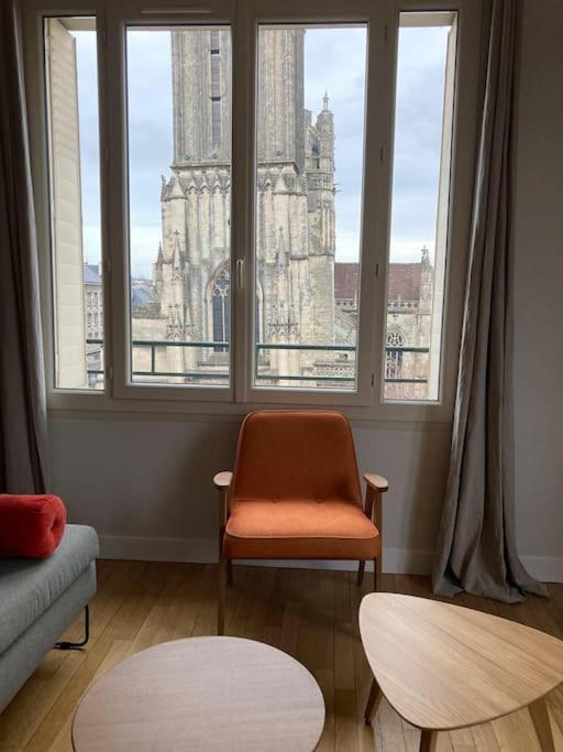 Appart 90M2 Lumineux, Centre, Vue Eglise Penchee Caen Kültér fotó